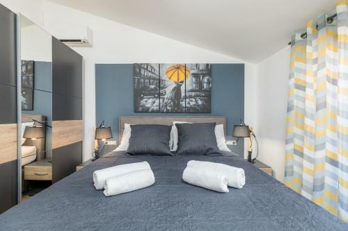Hostal Marceta - Apartments & Rooms With Swimming Pool
