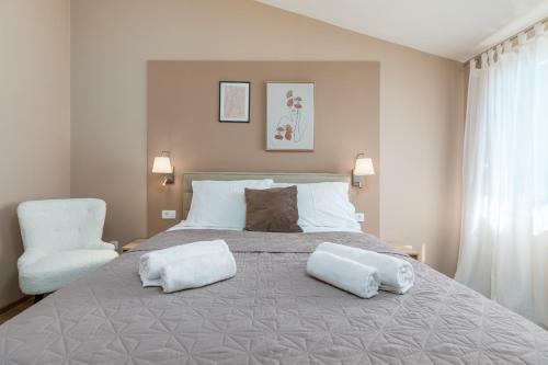 Hostal Marceta - Apartments & Rooms With Swimming Pool