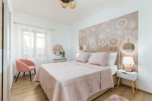 Hostal Marceta - Apartments & Rooms With Swimming Pool