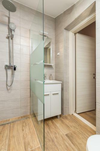 Hostal Marceta - Apartments & Rooms With Swimming Pool