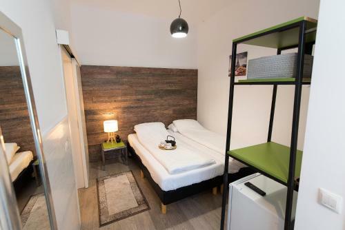 Small Ultra Central Bohemian Apartment