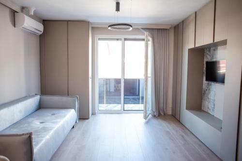 Opera Apartments