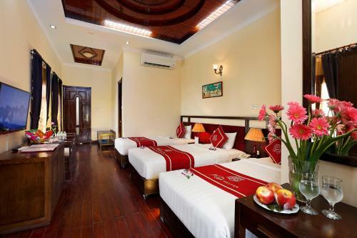Posh Hotel