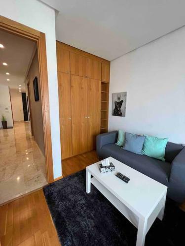 Beautiful 2beds Apartment With Swim Pool In Marina