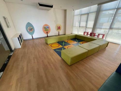 Apartamento Budget-friendly Family Condo With Sea View