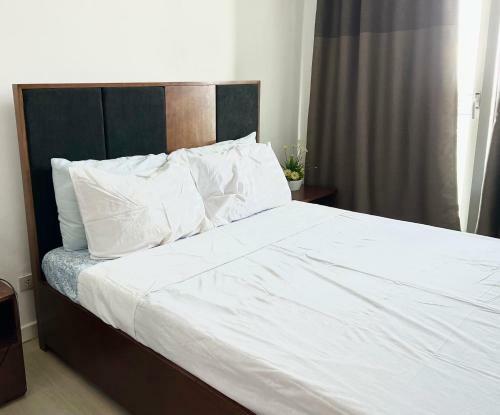 Apartamento Endless Summer Vibe 2br @ Azure