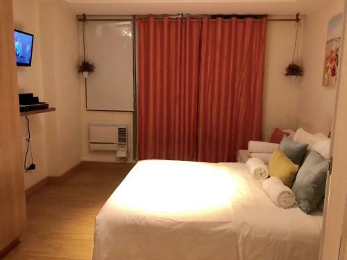 Apartamento Endless Summer Vibe 2br @ Azure