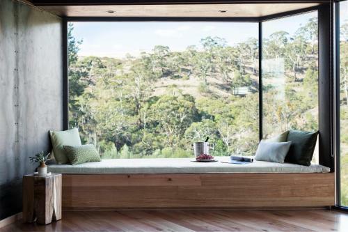 Clifftop At Hepburn - Solitude