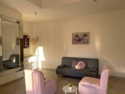 Apartamento C�ntrica Y Amplia Estancia En Monterrey