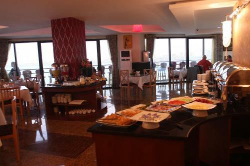 Sunset Westlake Hanoi Hotel