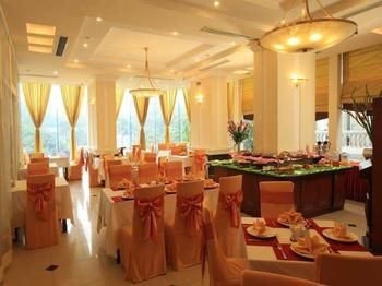 Danly Hotel