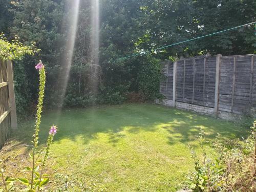 Spacious 4 Bedroom Edwardian Home Close To Station
