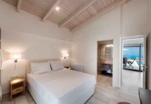 Avraam Villas With Private Heated Pools