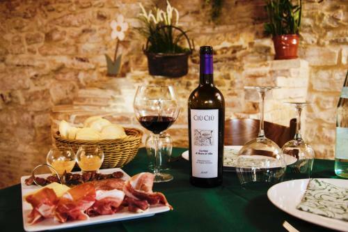 Borgo De' Varano By Hotel I Duchi