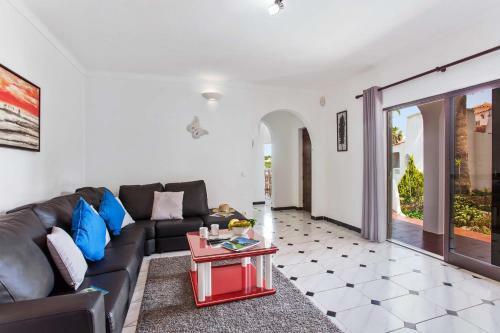 Villa Leoes By Villa Plus