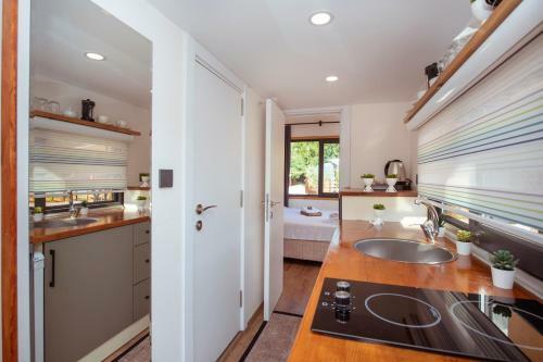 Nomade Caravan Camping