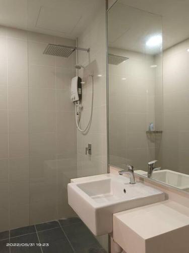 Apartamento Mid Valley Southkey/tv Box/netflix /1br A24-02
