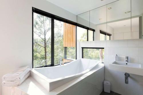 Luxurious, Tranquil And Private