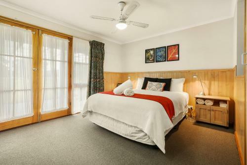 Bed & Breakfast Summerfield Winery And Accommodation