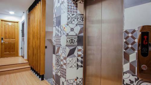 Artmio Hotel Apartment And Cafe