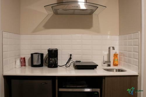 Hotel Glengarry Extended Stays