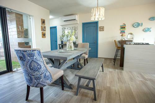 Lodge Casa Linda Beach House