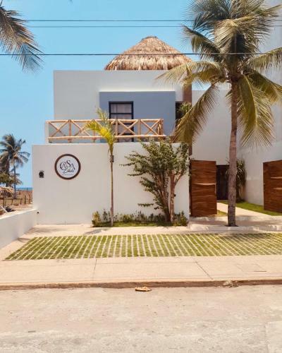 Lodge Casa Linda Beach House