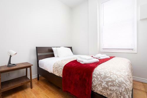 Hostal Payments By Booking Shared Rooms