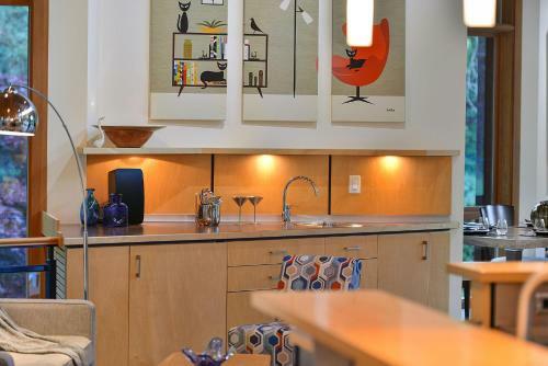 Bowen Island Luxury Estate