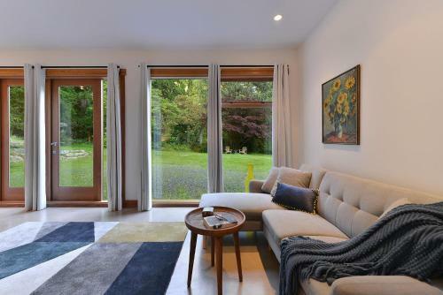 Bowen Island Luxury Estate