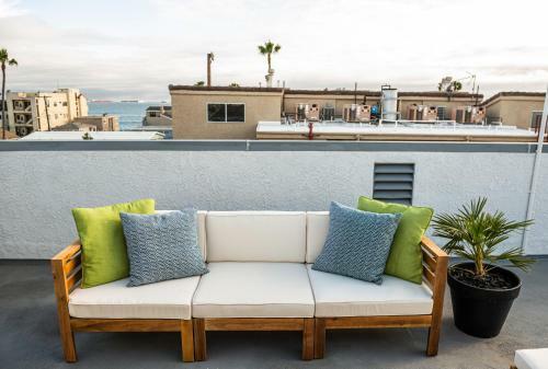 Villa Superb Designer Long Beach House Steps 2 Sand W/rd