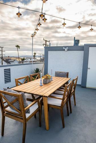 Villa Superb Designer Long Beach House Steps 2 Sand W/rd