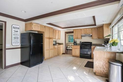 Villa Large Group 5br/3ba Home With Pool