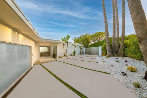 Posada The Beverly Hills Skyline Villa