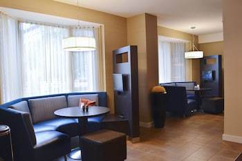 Hotel Courtyard By Marriott
