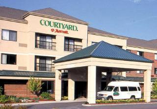 Hotel Courtyard By Marriott