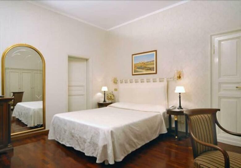 Hotel Villa Aricia