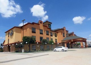 Hotel Quality Suites Bush/ Iah Airport