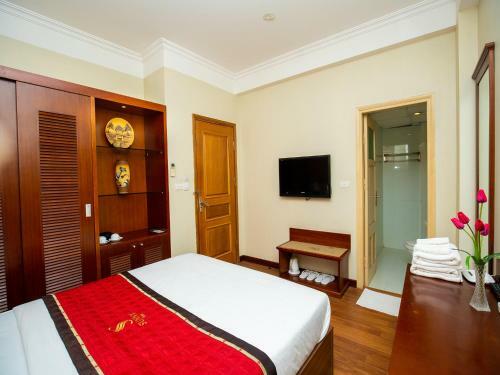 Regal Hotel