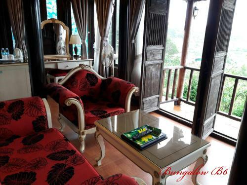 Hotel Osaka Village Dalat