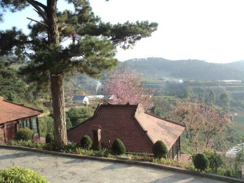 Hotel Osaka Village Dalat
