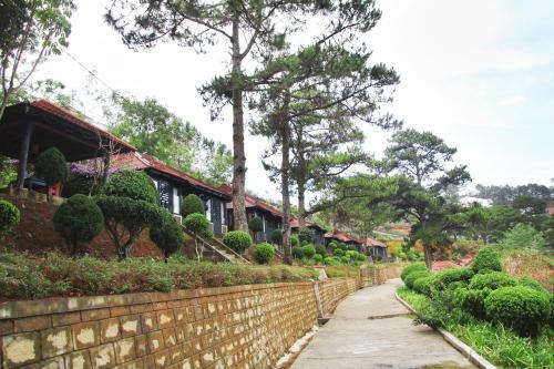Hotel Osaka Village Dalat