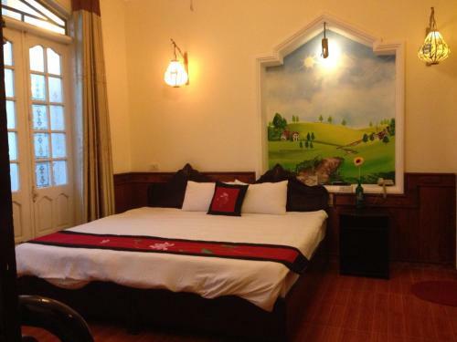 Hue Home Hotel