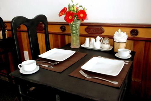 Hue Home Hotel