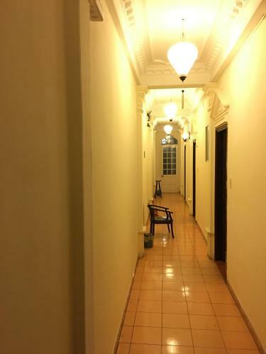 Hue Home Hotel