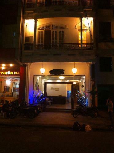 Hue Home Hotel