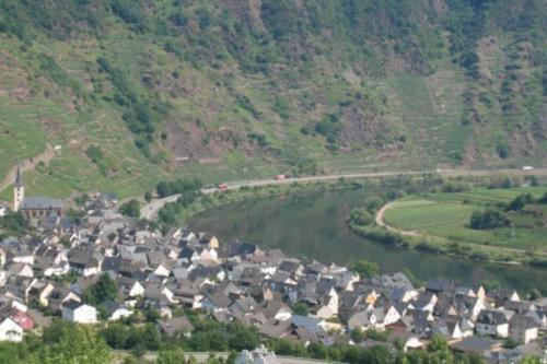 Apartamento Ferienwohnung Zum K�nig