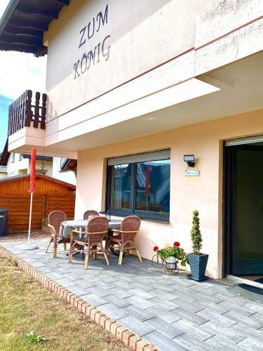 Apartamento Ferienwohnung Zum K�nig
