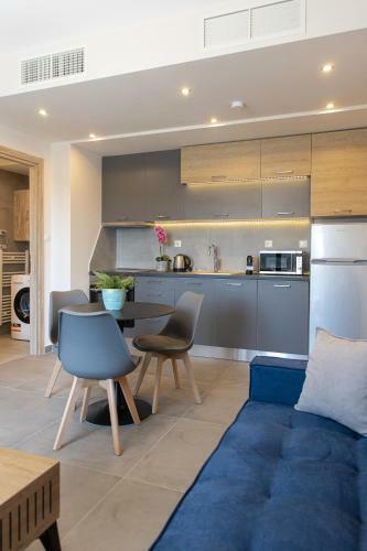 Anais Apartments