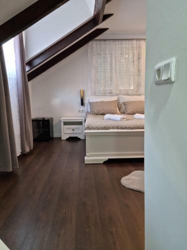 Hostal Apartments And Rooms Jerkovic